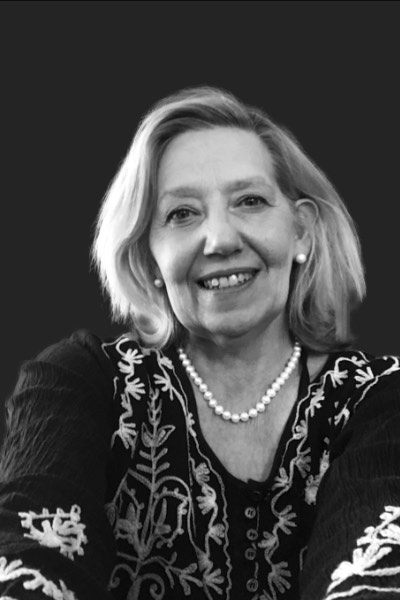 Winnie Muench Winnie Muench Headshot